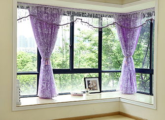 窗簾材質(zhì)全解析 常見分類、優(yōu)缺點(diǎn)與選擇指南